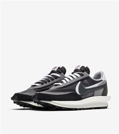 nike sacai waffle schwarz|Nike Sacai waffle release date.